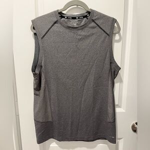 DRYTEK grey tank, men’s size M
